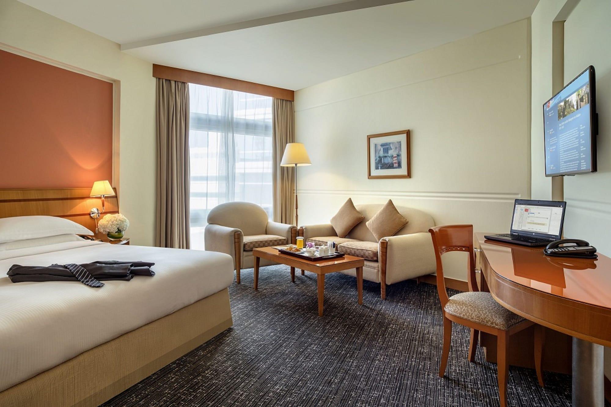 J5 Hotels - Port Saeed Dubai Eksteriør bilde